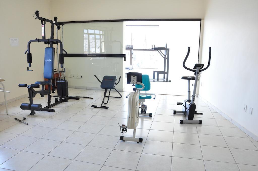 Galatas Central Hotel باتوس دي ميناس المظهر الخارجي الصورة