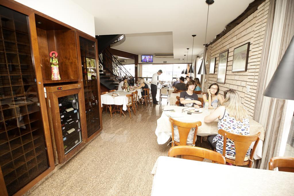 Galatas Central Hotel باتوس دي ميناس المظهر الخارجي الصورة