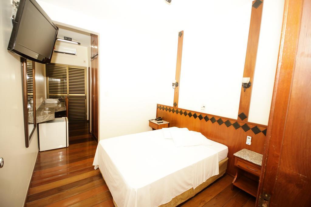 Galatas Central Hotel باتوس دي ميناس المظهر الخارجي الصورة